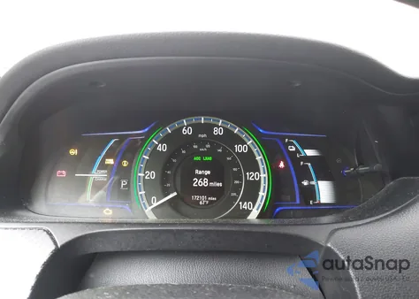 2017 Honda Accord Hybrid Ex-L z USA, uszkodzony, nr VIN JHMCR6F50HC022730